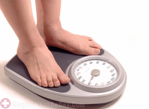 Kiểm soát cân nặng phòng tránh viêm loét dạ dày ngày Tết